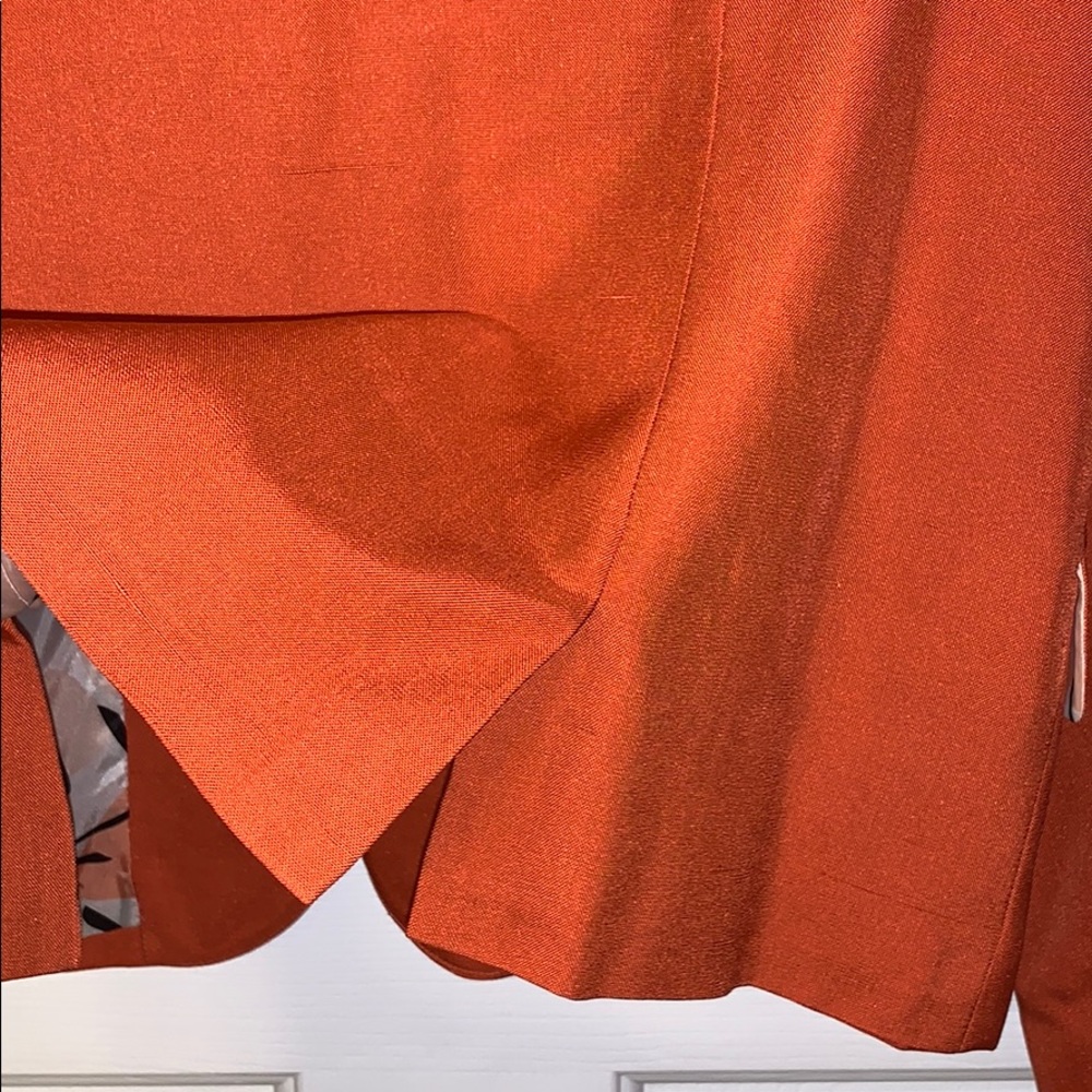 Clothes - Picture 5 of 10